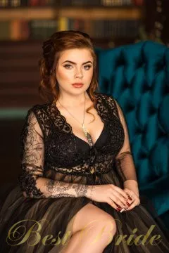 Darya, 25