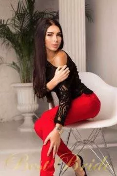 Aleksandra, 31