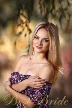 Marina, 28