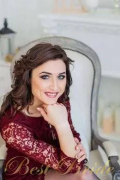 Juliya, 35