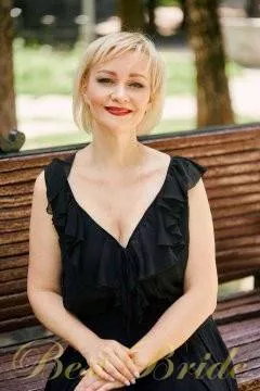 Elena, 50
