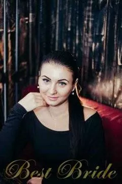 Anna, 35