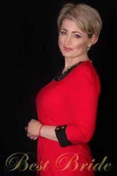 Elena, 49