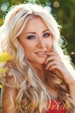 Alisa, 35