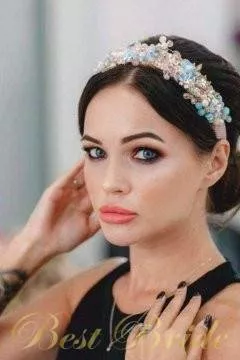 Tatyana, 32