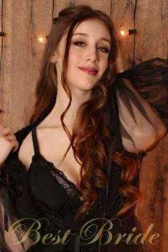Victoriya, 29