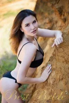 Anastasia, 29