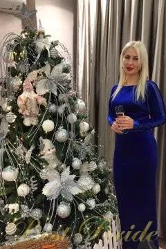 Natalia, 49