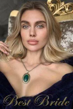 Alina, 30