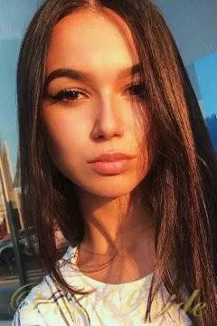 Alexia, 25
