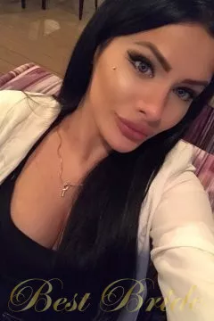 Victoriya, 30