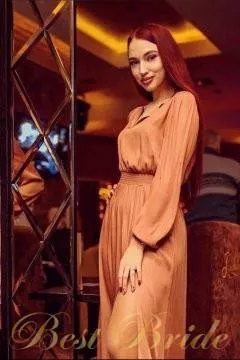 Yevgeniya, 27