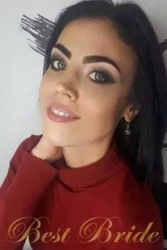 Ekaterina, 27