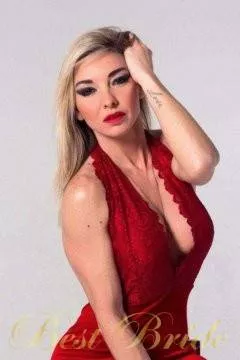 Elena, 50