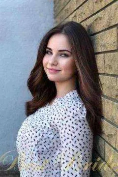 Diana, 23
