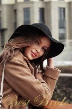 Ekaterina, 26