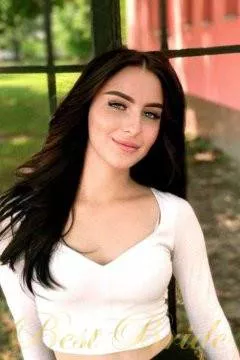 Alina, 22