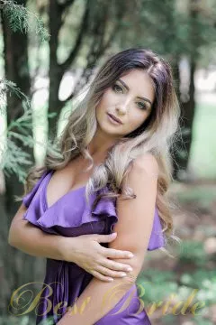 Lilia, 42