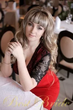 Elena, 38