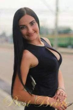 Julia, 31
