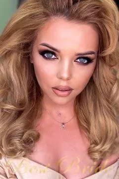 Irina, 31