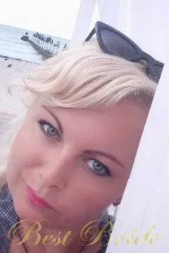 Lina, 34