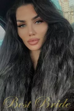Sabina, 27