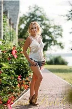 Zhanna, 56