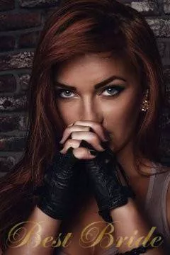 Marina, 30