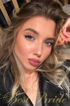 Daria, 25