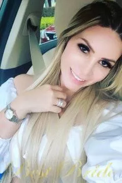 Andrea, 45
