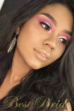 vanessa , 23