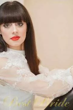 Lilia, 30
