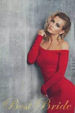 Alena, 40