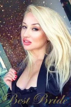 Marina, 39