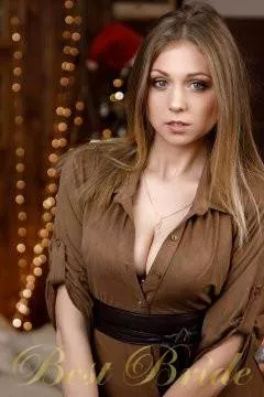 Marina, 29