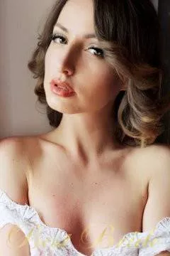 Ekaterina , 35