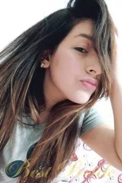 Nayeli, 22