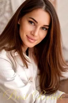 Svetlana, 38