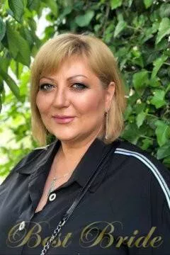Elena, 60