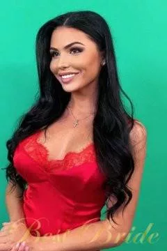 Stasia, 33