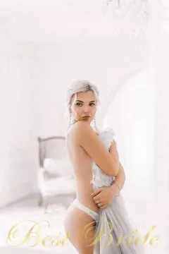 Kristina, 30