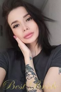 Ekaterina, 26