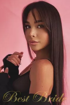 Anna, 33
