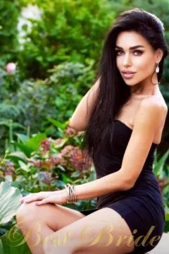 Elena, 38