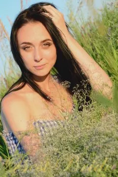 Anastasia, 30