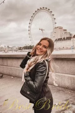 Ana-Maria, 26