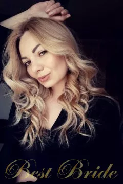 Natalia, 35