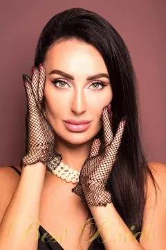 Nadezhda, 37