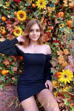Kateryna, 22